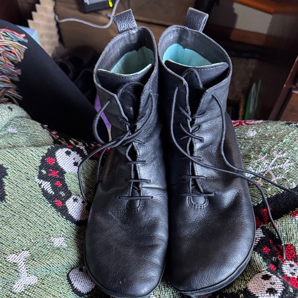 Camper Black Lace-Up Leather Boots